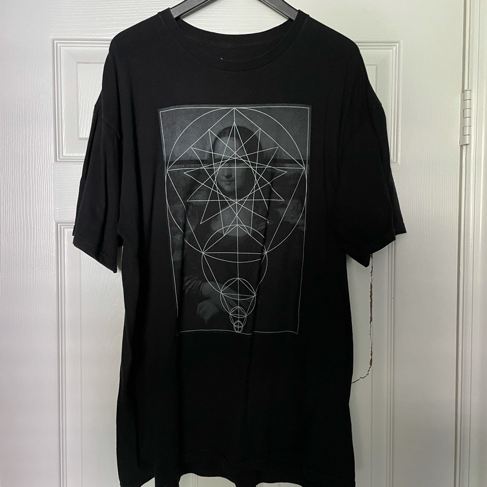 Black Scale T shirt
